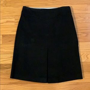 Gap skirt